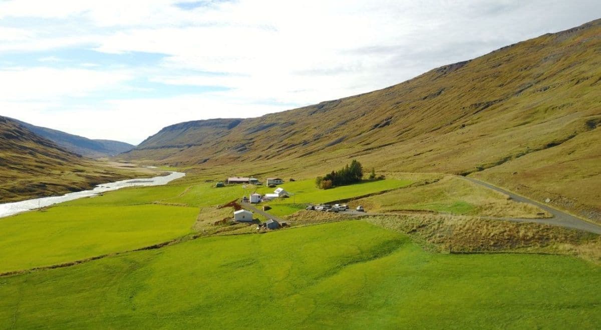 Egilsstaðir Fljótsdal (við hliðina á Óbyggðasetri Íslands)